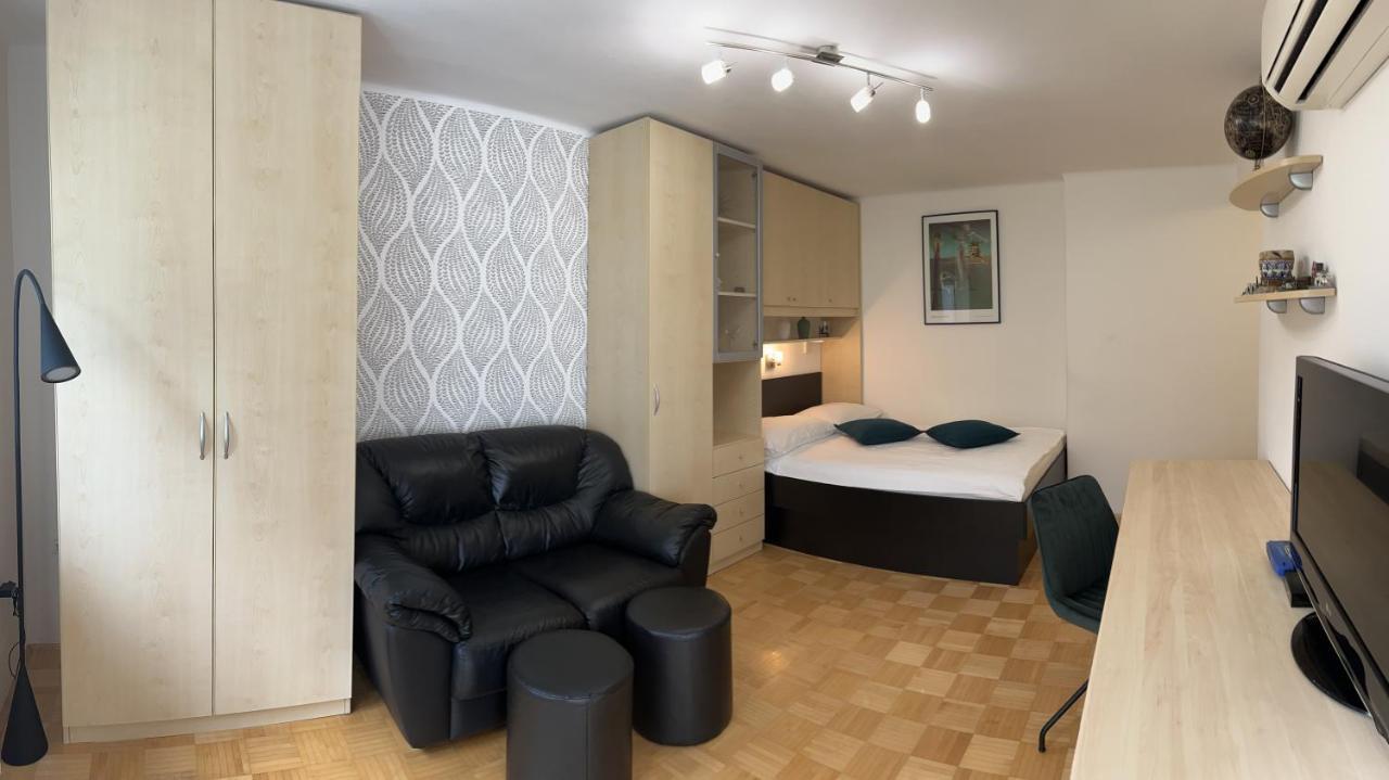 Luxury Studio Apartments Ljubljana Luaran gambar
