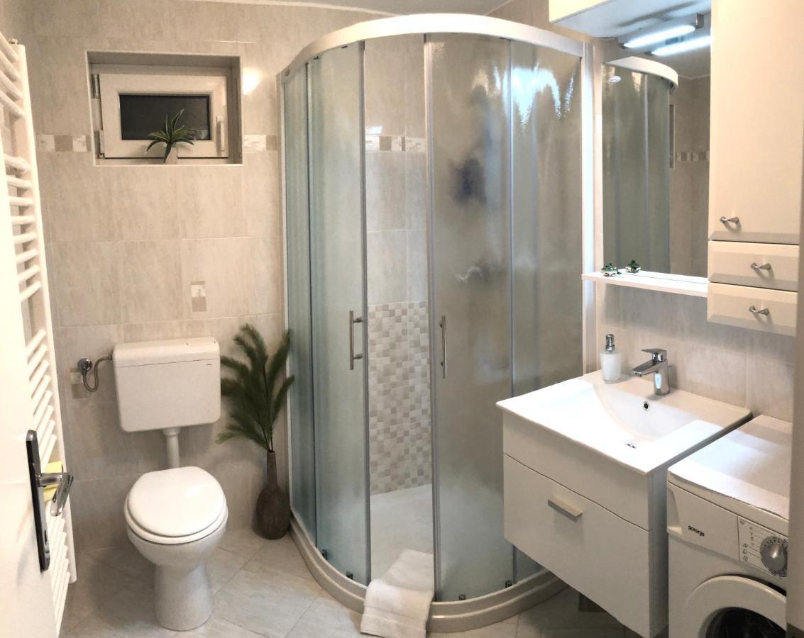 Luxury Studio Apartments Ljubljana Luaran gambar