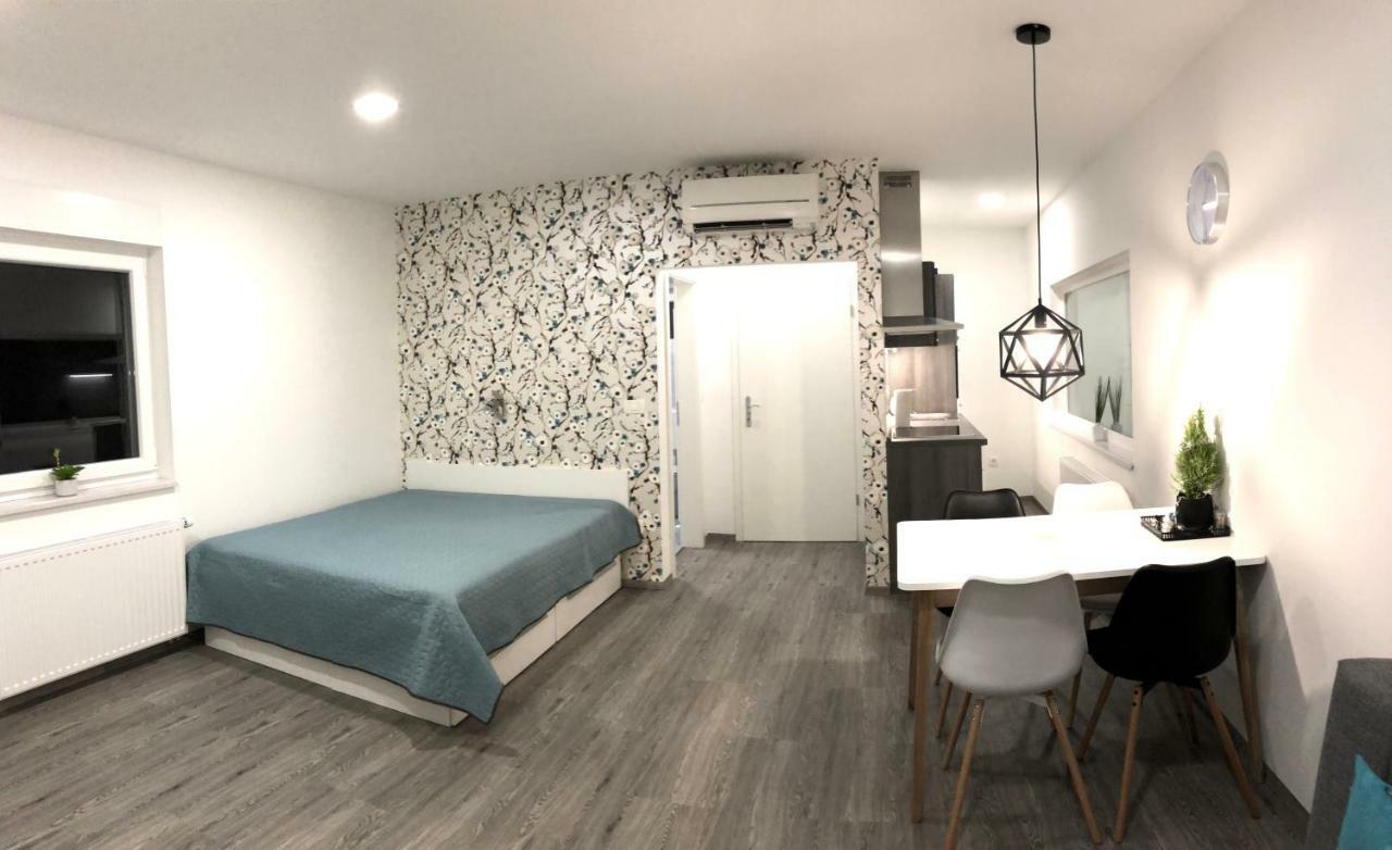 Luxury Studio Apartments Ljubljana Luaran gambar